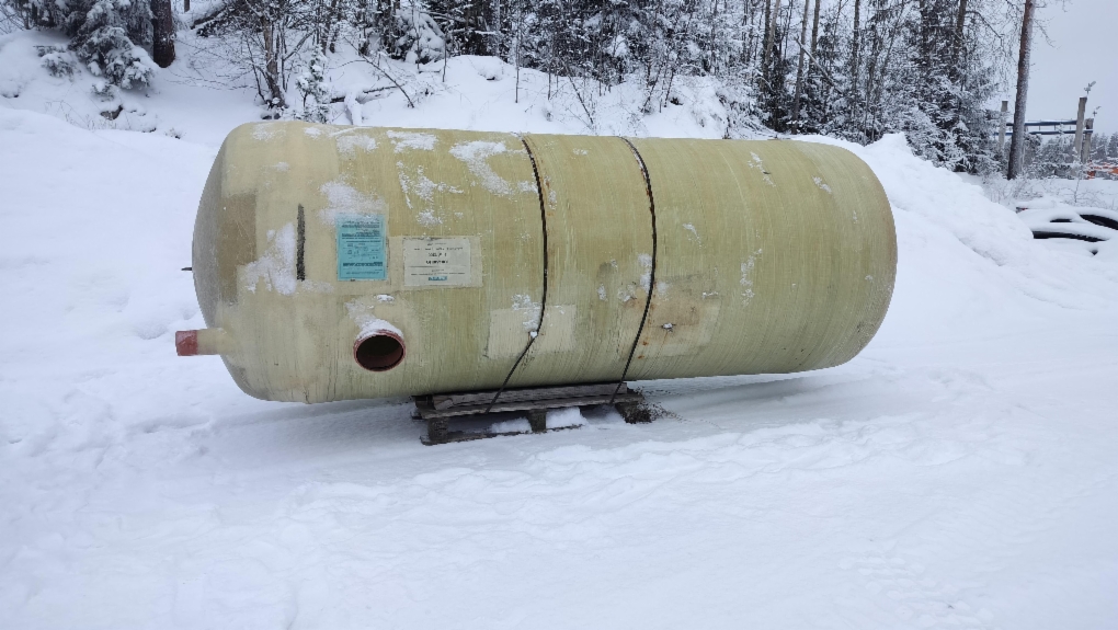 Lapsek Oy - Lasikuitu lokasäiliöt 4-7,5 kuutiota