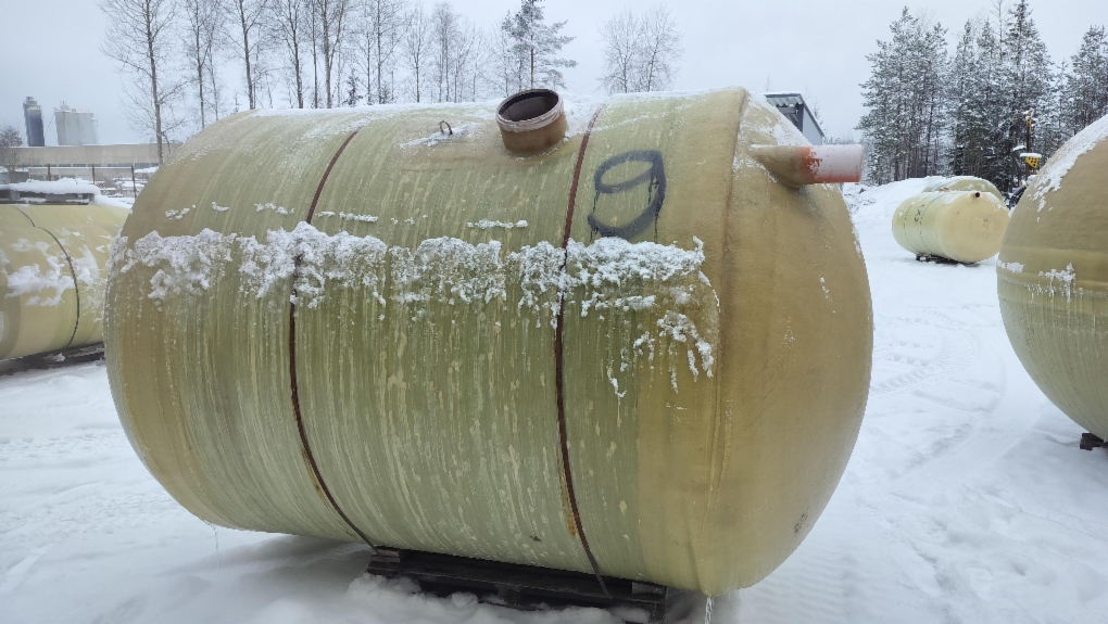 Lapsek Oy - Lasikuitu lokasäiliöt 4-7,5 kuutiota
